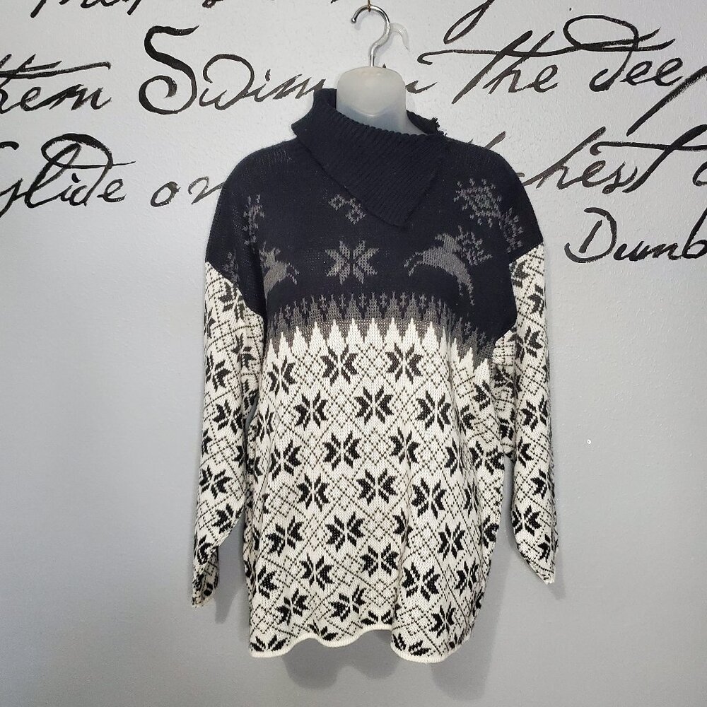 Vintage 90s Forenza Black & White Winter Design Sweater Asymmetrical Collar